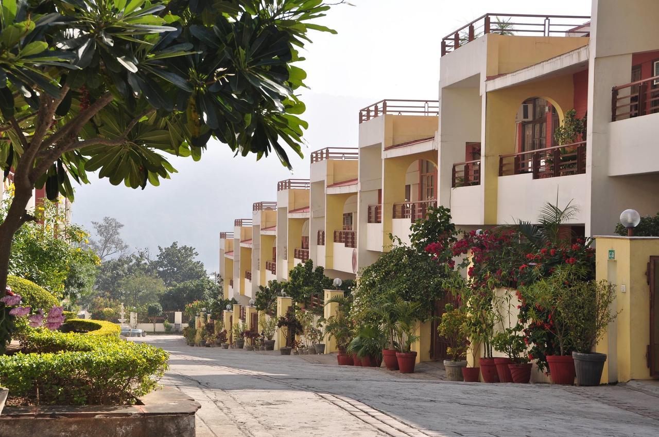 Ganga Vatika Ayurveda Bhavan Rishīkesh Exterior foto